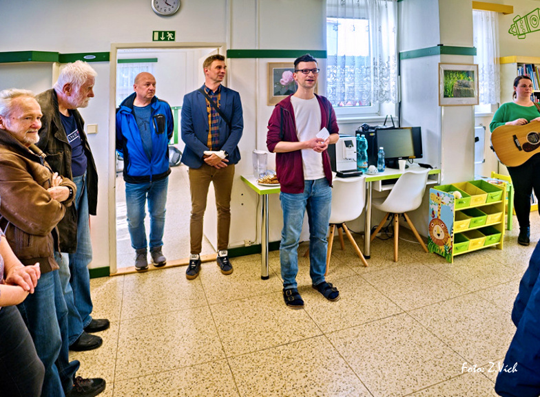 Vernisáž výstavy fotografů při VSMO - mknihovna Lutín 4-2025<br>